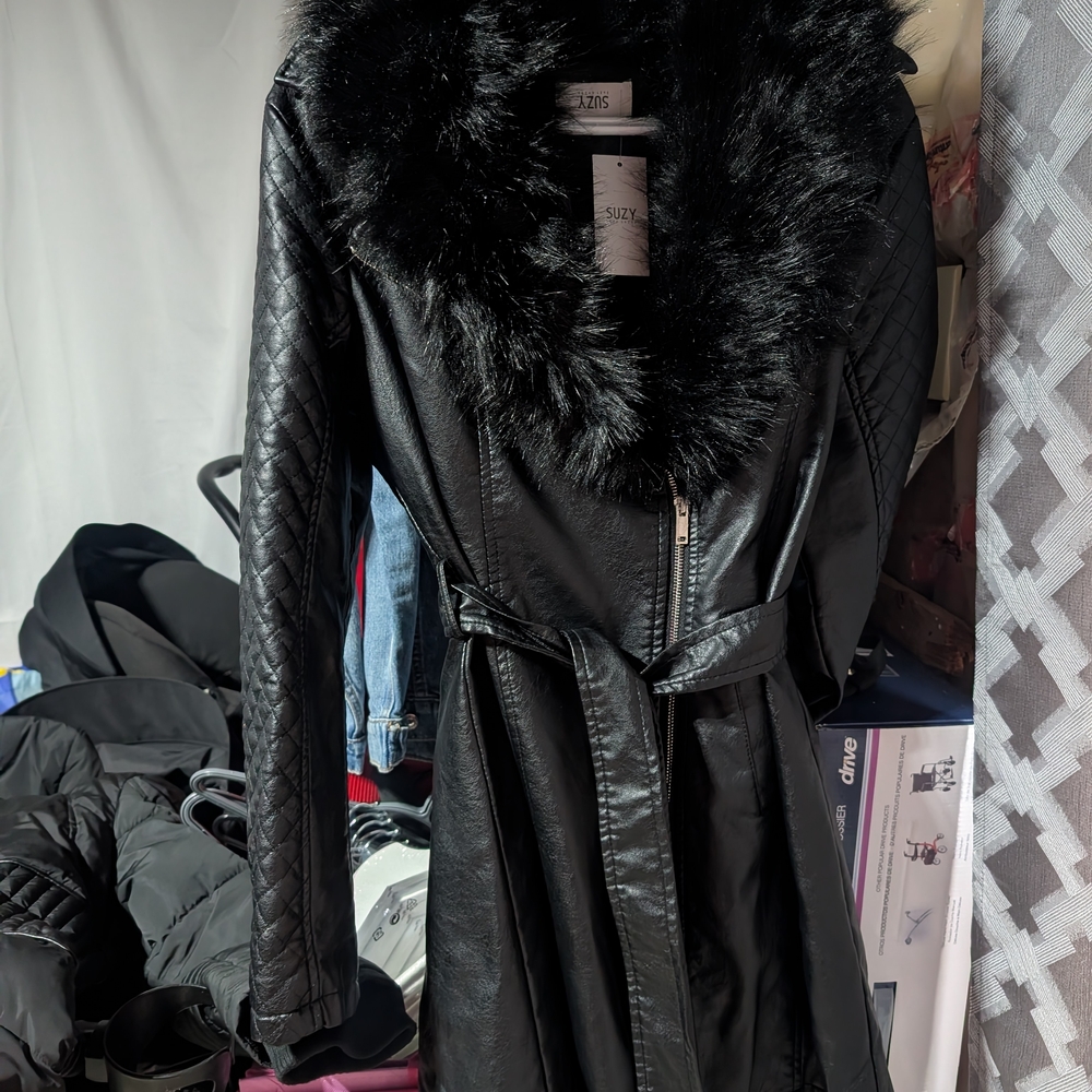 BNWT faux Fur/Leather Jacket